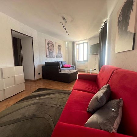 Apartment In Central Square With Lake View 莱诺 外观 照片